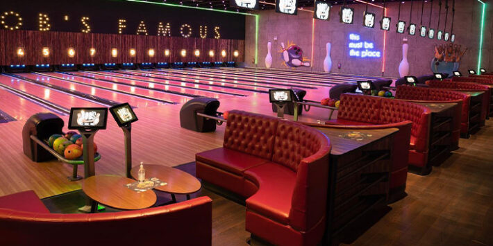 بولينج & أركيد مع Bob’s Famous – بـ59 ريال بس