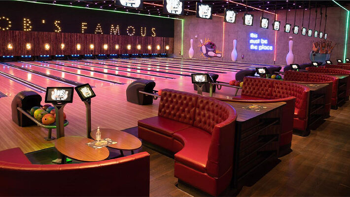 بولينج & أركيد مع Bob’s Famous – بـ59 ريال بس